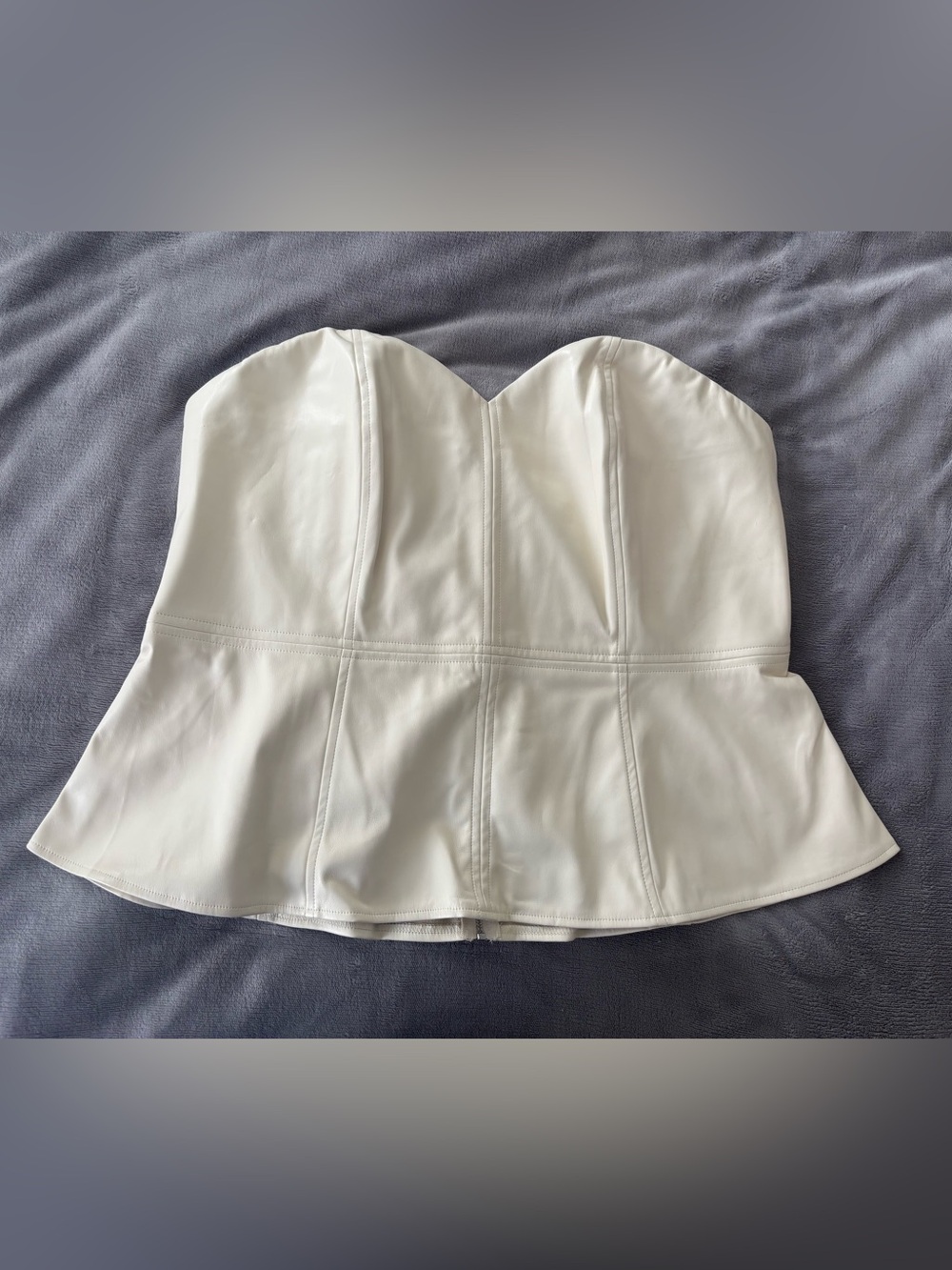Express Strapless Faux Leather Peplum Sweetheart Tube Top in Cream - Size XL